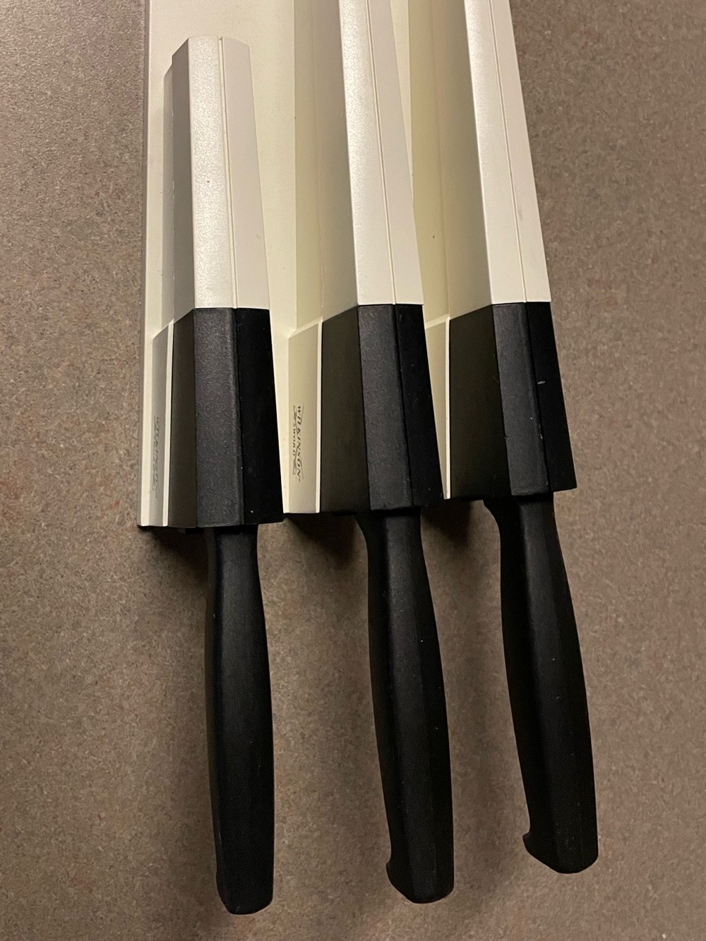 Wilkinson Sword Vintage Set of 3 Self-Sharpening Knives in Orig Triple Case, EUC